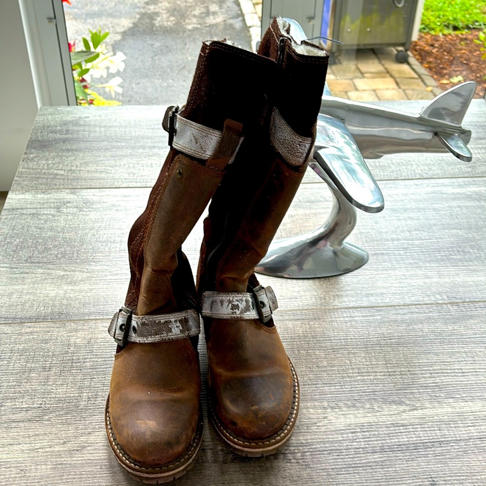 Innercity Brown leather and suede boots size 39